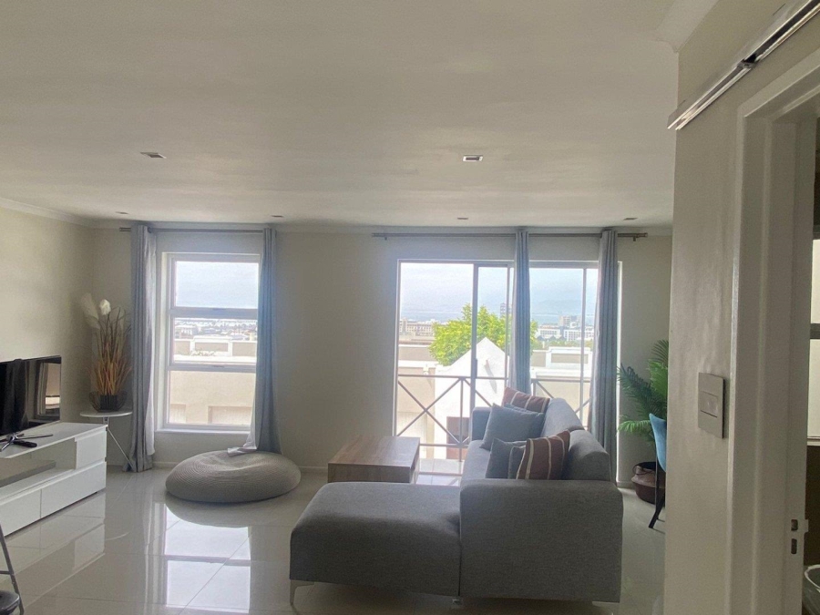 2 Bedroom Property for Sale in Green Point Western Cape